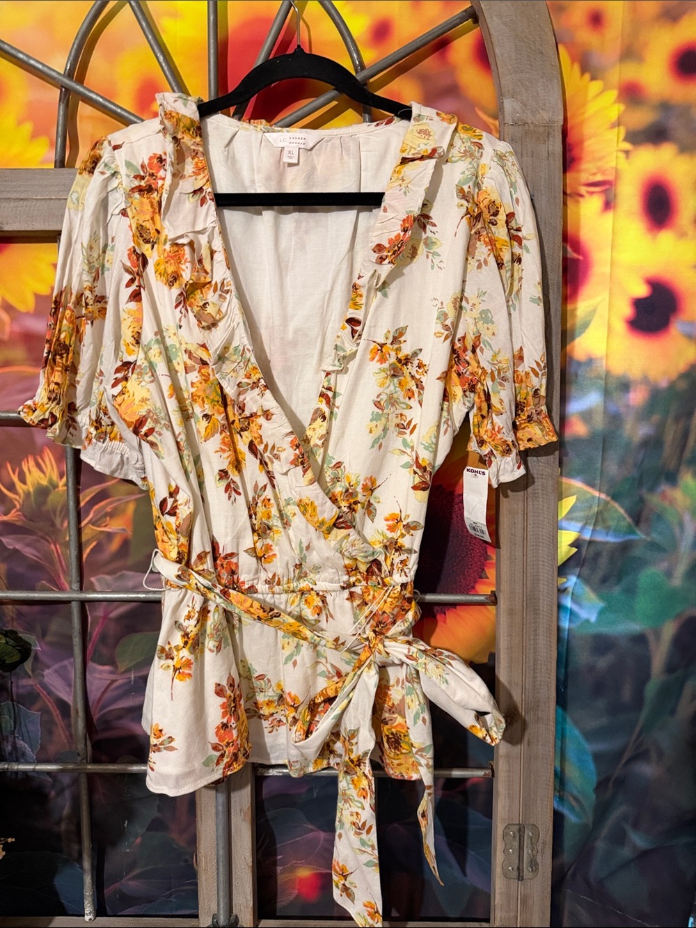 Lauren Conrad Blouse